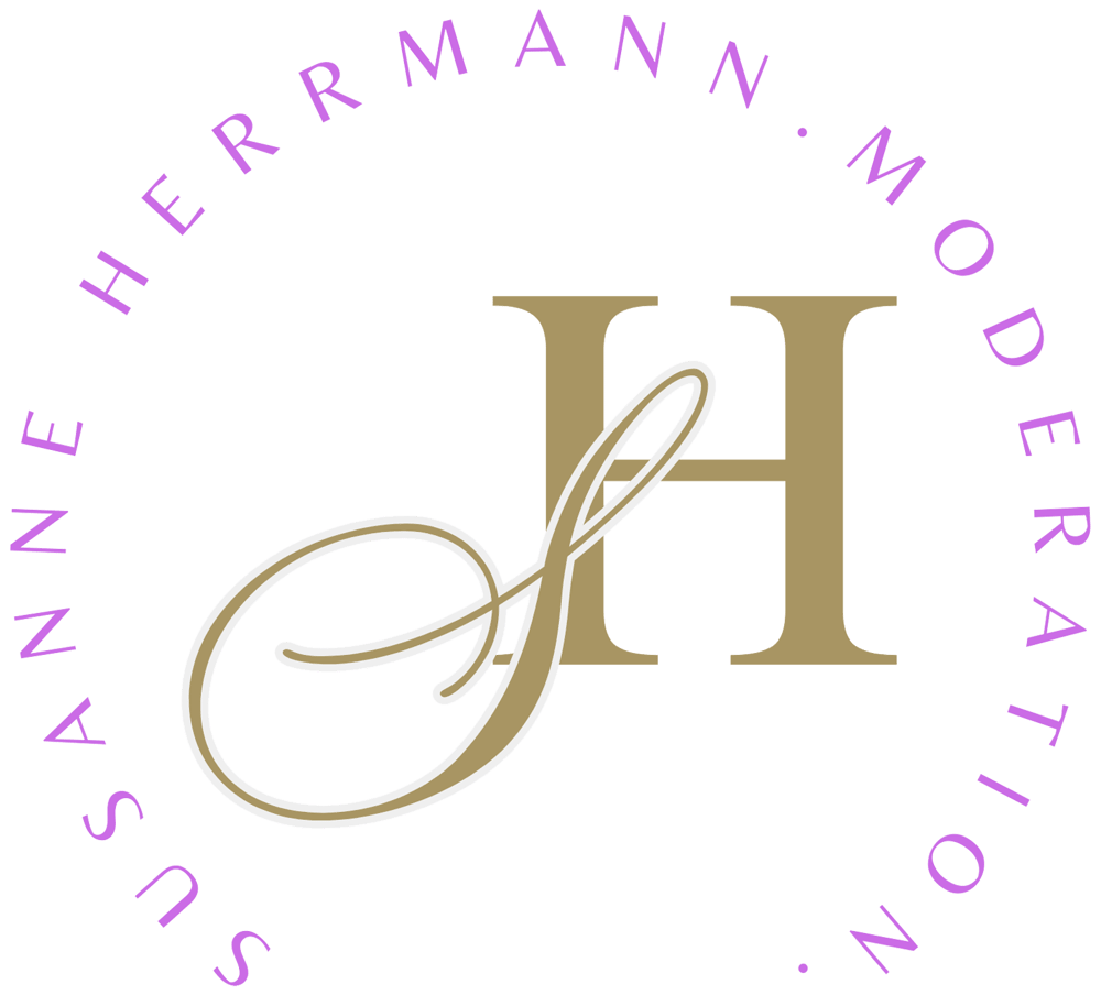 Logo: Großer goldener Buchstabe H mit einem geschwungenen S davor, umgeben von einem Kreis mit "Susanne Herrmann Moderation".