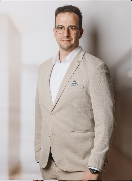 Daniel Krottenmüller — Gründer PIZZ-KA-PRINT, CEO · Operations 