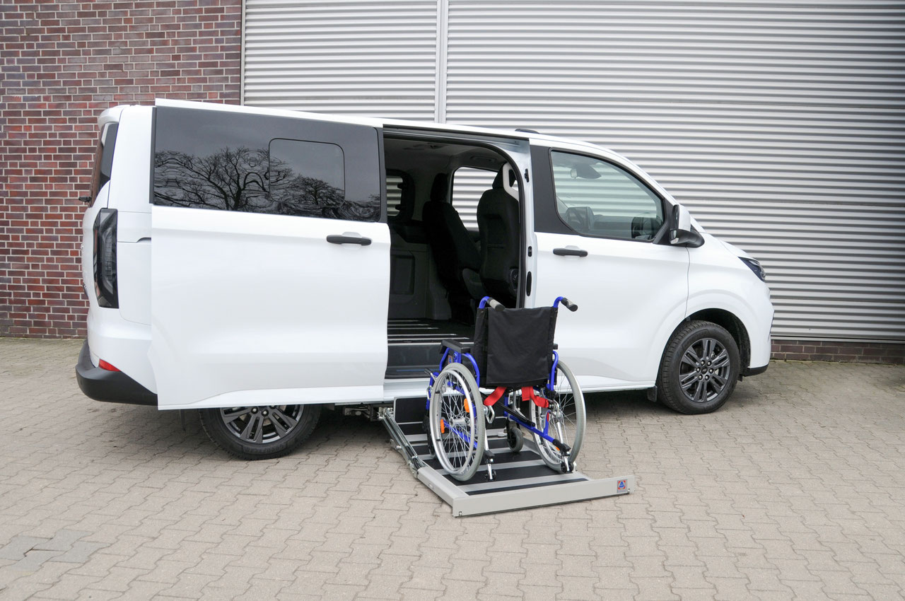 Ford Custom mit Kassettenlift K70 – Bild 1