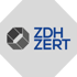 Logo der ZDH ZERT mit grauem, achteckigem Symbol und blauem Schriftzug auf hellem Grund.