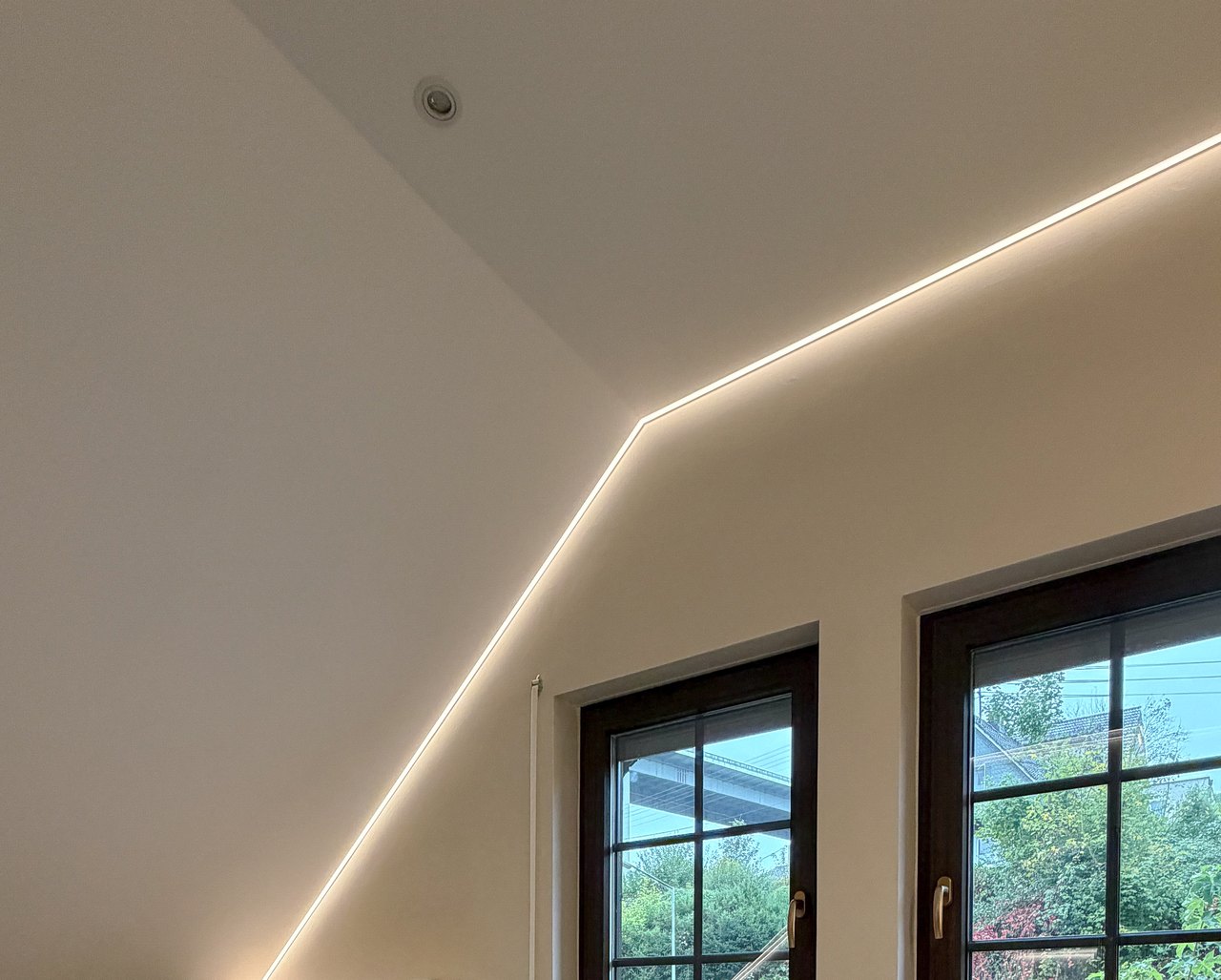 LED-Linie in Decke