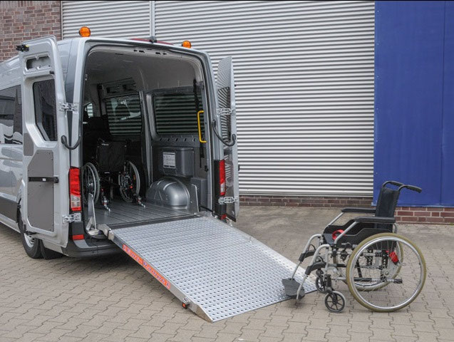 Crafter mit Heckabsenkung und Auffahrrampe – Bild 2