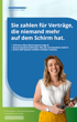 Frau hält Tablet vor blauem Banner mit Text zu Software-Abos, Wartungsverträgen und SAP-Systemen von nexQuent solutions.