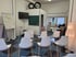 Moderner Schulungsraum der Fahrschule im Warndt mit Whiteboard, Fernseher und Lernmaterial
