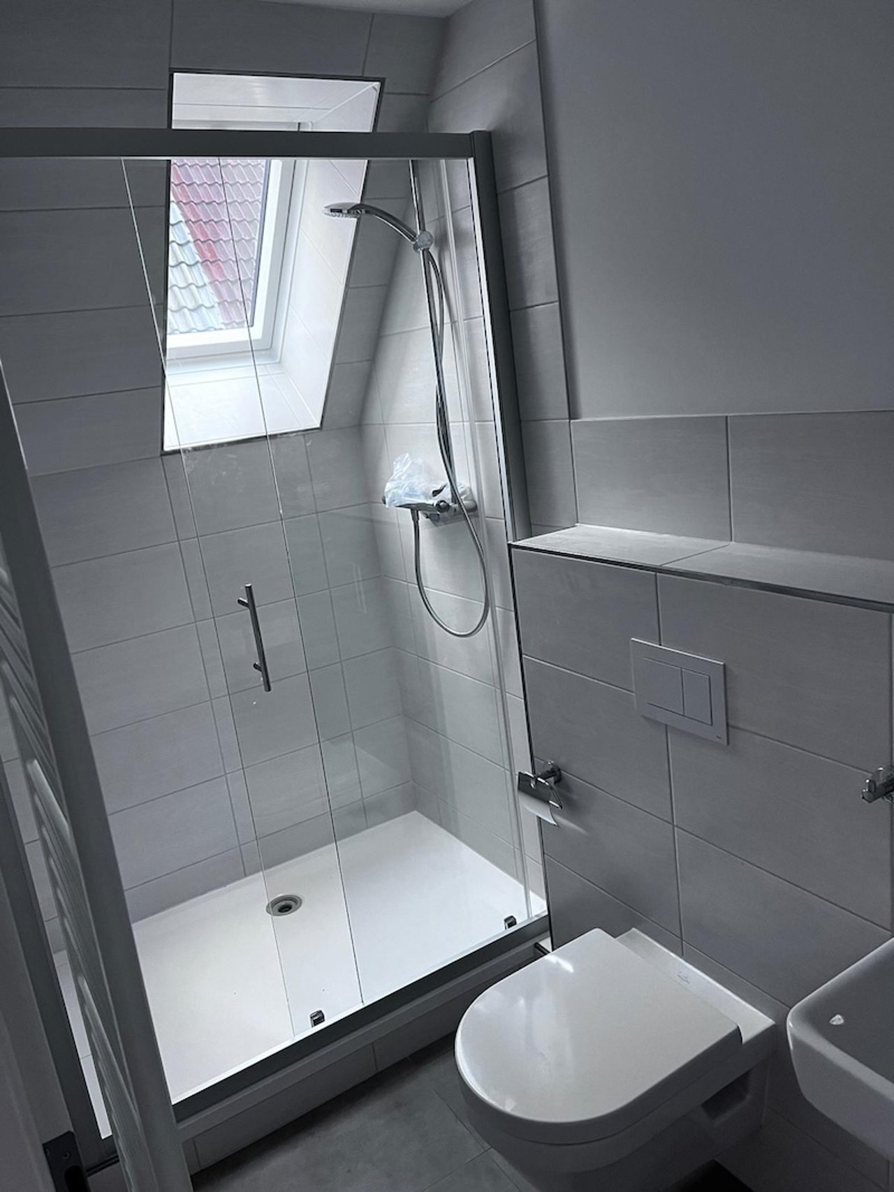 Badezimmer im modernen Stil