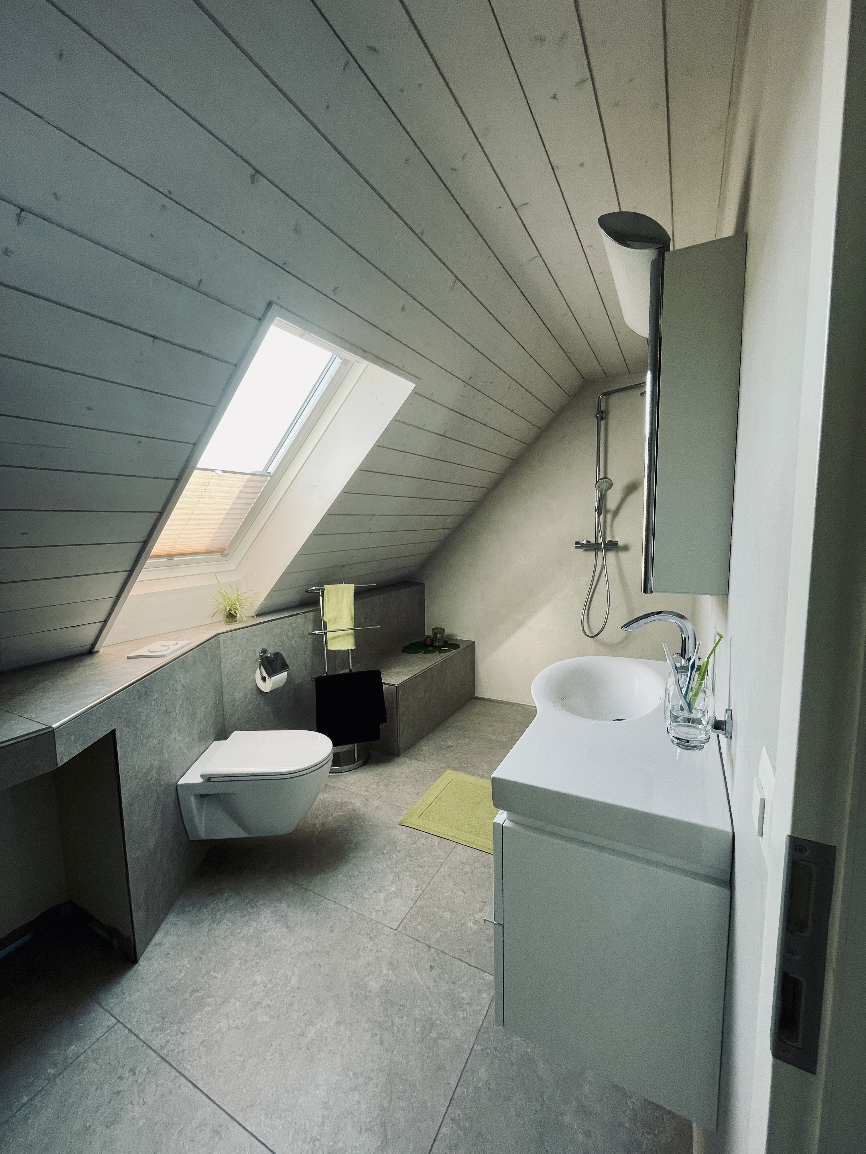 Fugenloser Boden im Badezimmer