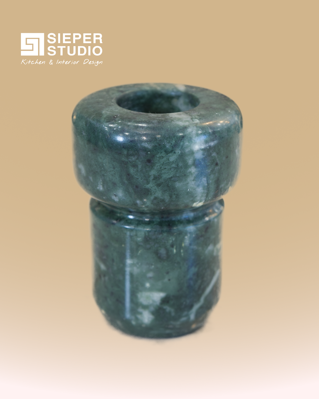 Jarrón decorativo disponible en Sieper Studio Tenerife