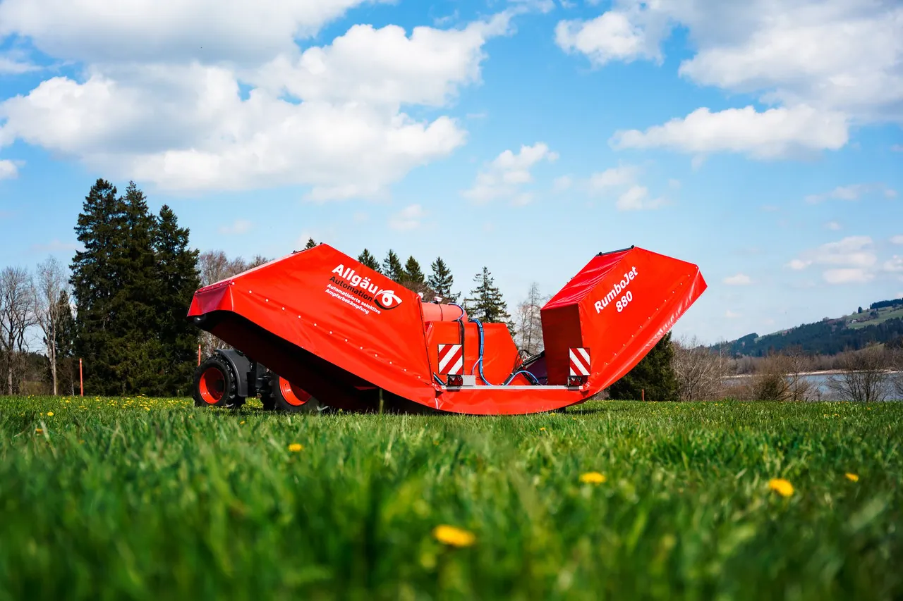Die Maschine im Einsatz auf dem Feld