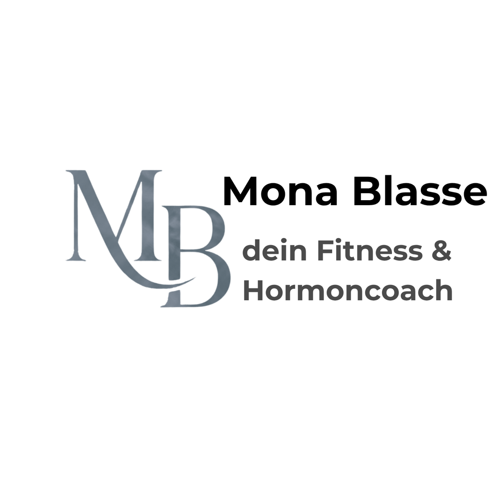 Silbernes Monogramm mit den Buchstaben M und B auf schwarzem Hintergrund.