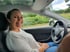 Christiane von der Fahrschule im Warndt im Auto