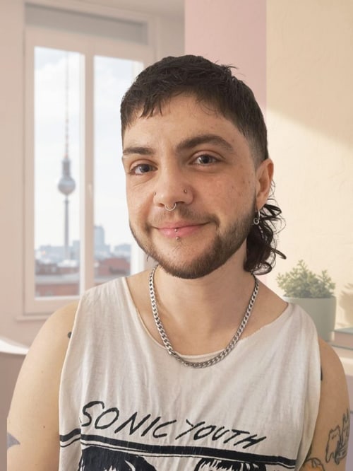Luca S. (he/they)