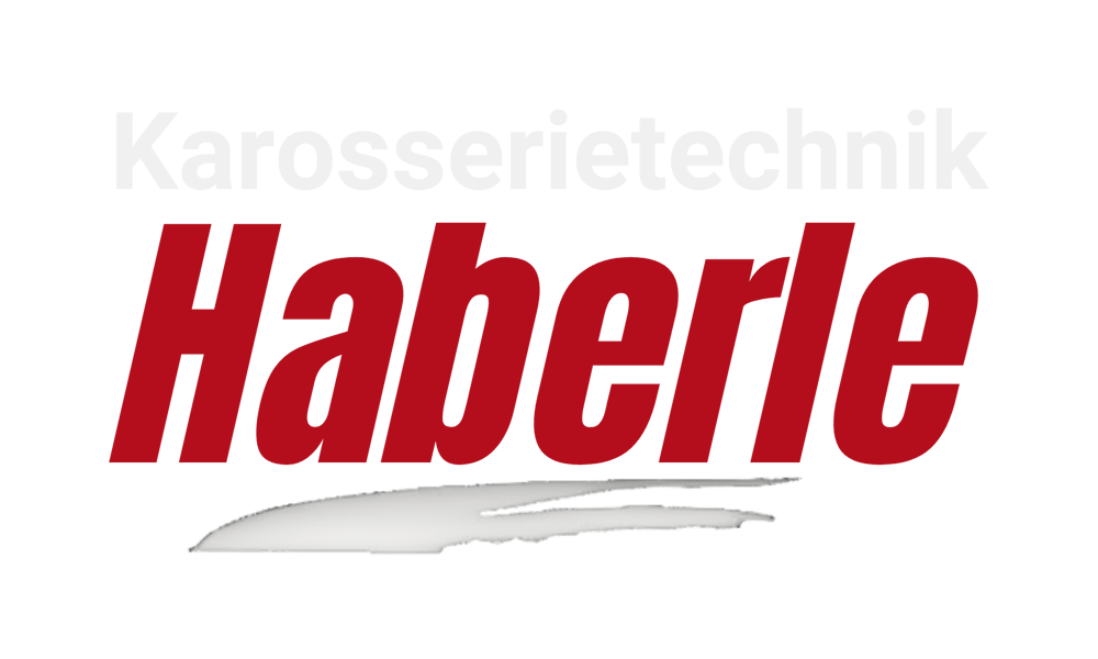 Der Text „Fahrzeughandel Haberle“ in Weiß und Rot auf grünem Hintergrund, mit einem weißen Strich darunter.