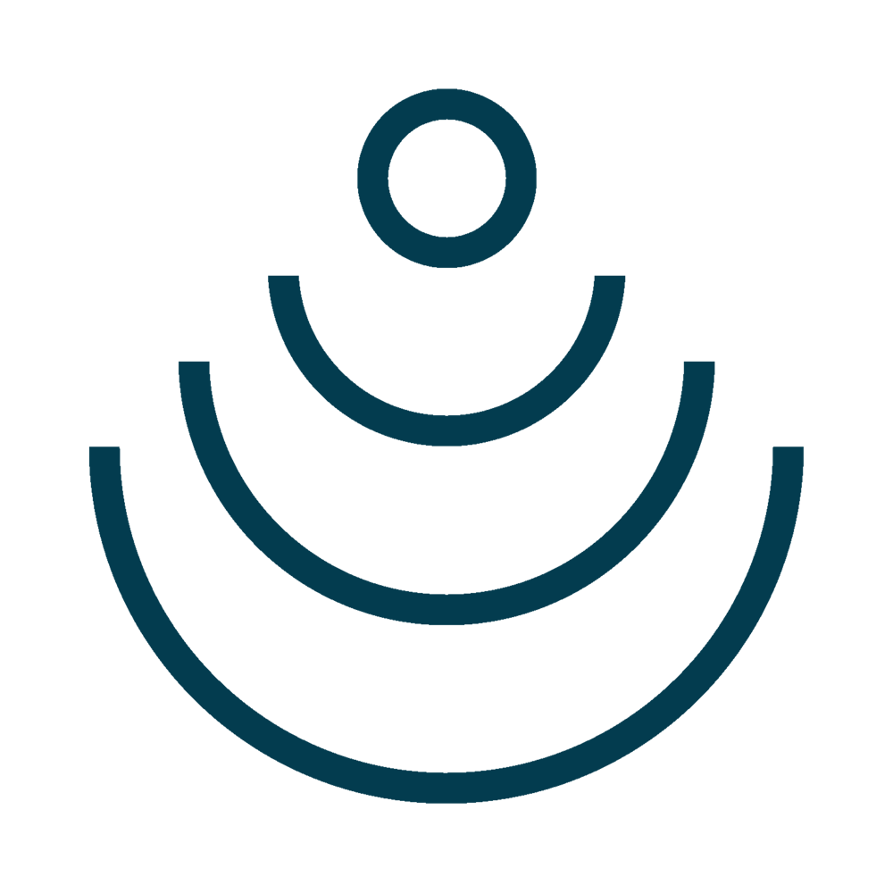 Kopf einer Katze mit drei geschwungenen Linien darunter, die Schallwellen darstellen.