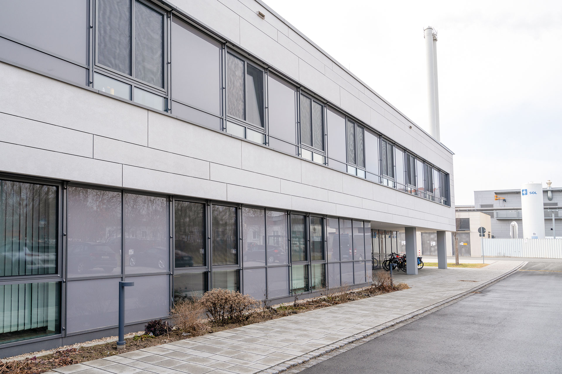 SBS Metallbau – Fassade / Fertigung, Vollbild