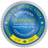 Blaues und silbernes Zertifizierungssiegel mit der Aufschrift „DIN EN ISO/IEC 17024 EUROPEAN CERTIFIED Thomas Poss, M.Sc. 2007".