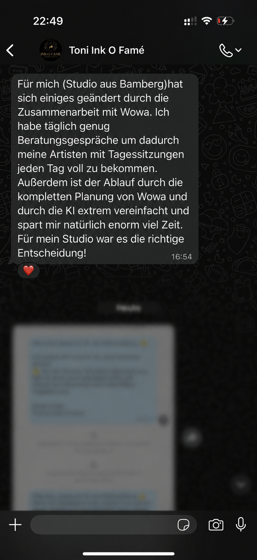 WhatsApp-Nachricht von einem Studioinhaber