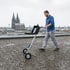 Flachdach-Leckortung mit dem MTA Roof Scan auf einem Kiesdach in Köln