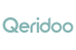 Qeridoo Logo in hellblau auf dunkelgrünem Hintergrund.