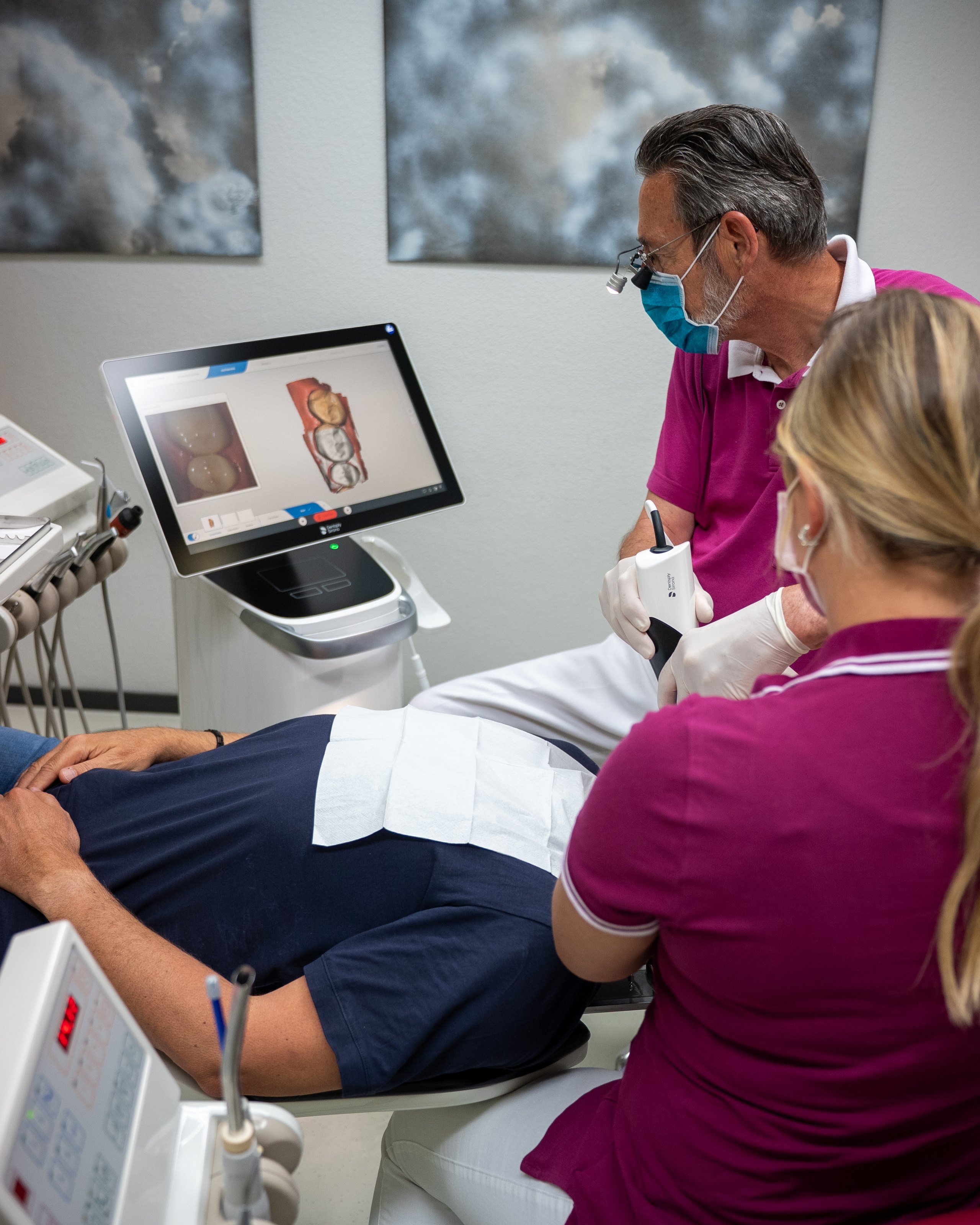 Digitale Abformung der Zähne mit dem Intraoralscanner