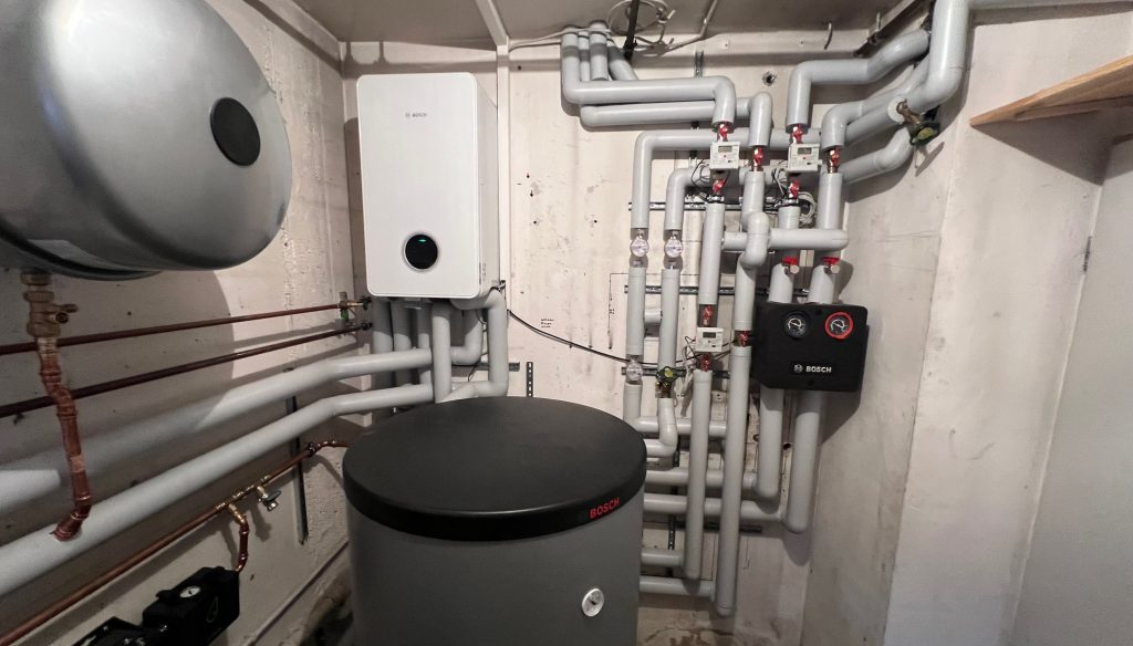 Luft-Wasser-Wärmepumpe Außeneinheit in Reutlingen
