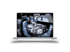 Laptop zeigt Nahaufnahme einer CNC-Maschine, die ein großes Zahnrad bearbeitet.
