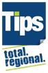 Tips Logo in Weiß auf blauem Quadrat mit dem Slogan total regional in blauer Grunge-Schrift auf schwarzem Hintergrund.