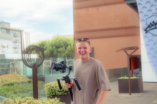 Sebastian Mahr beim Videodreh