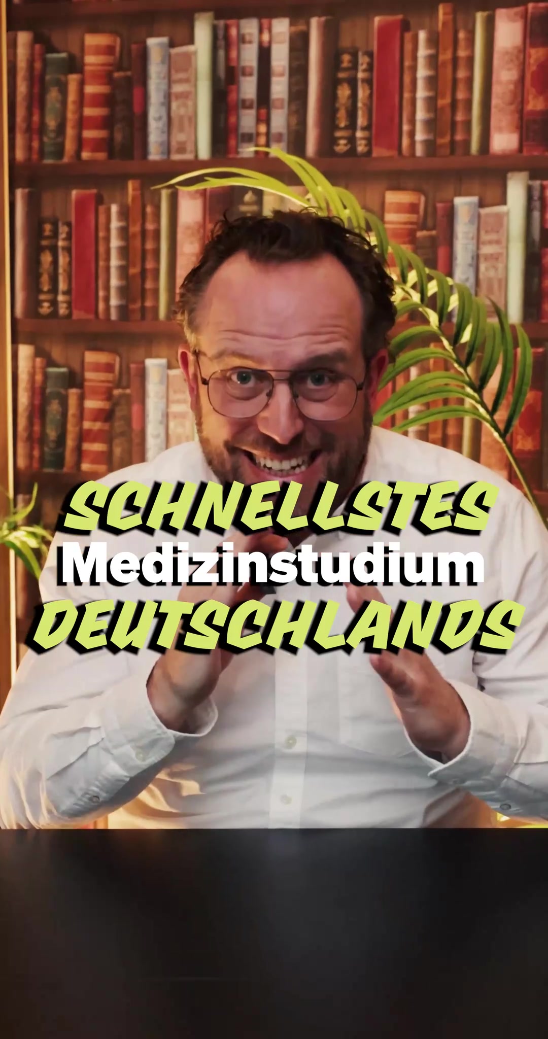 Standbild aus dem Video über das schnellste Medizinstudium Deutschlands an der PMU
