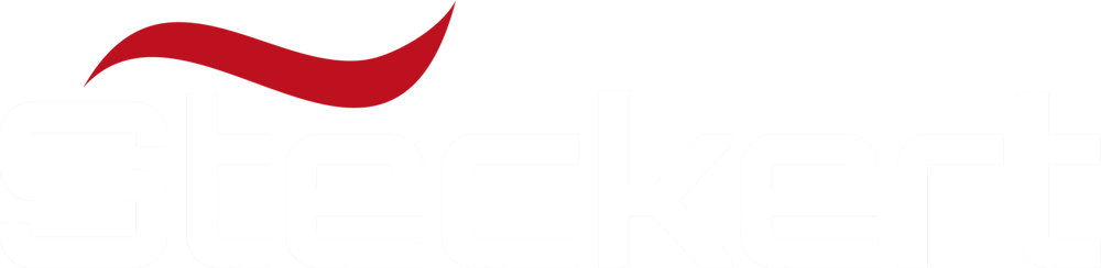 Grünes Logo mit weißem Bären über "STORZ HEIZTECHNIK KOMPLETTBAD".