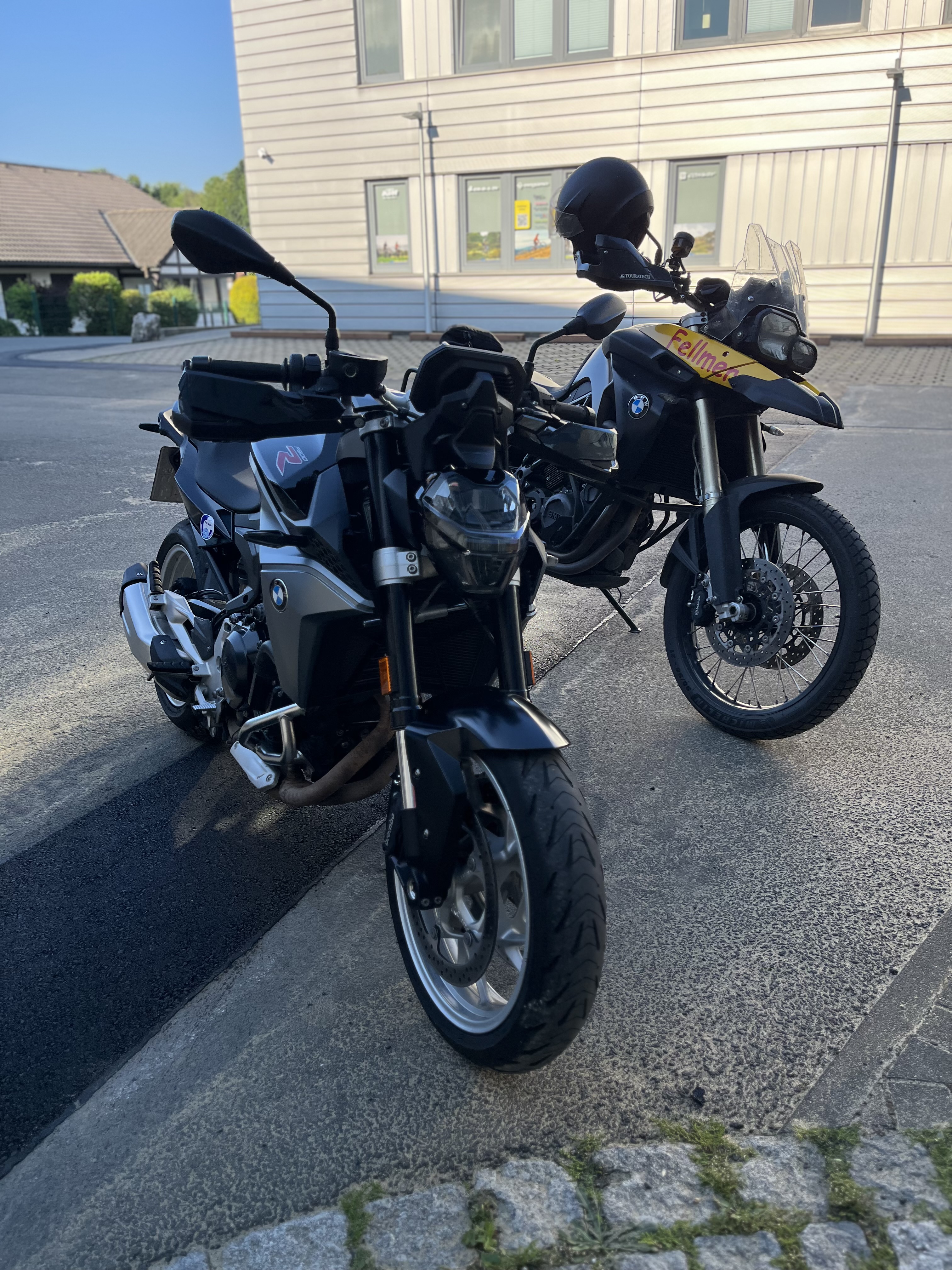 Fahrzeug der Fahrschule Fellmer