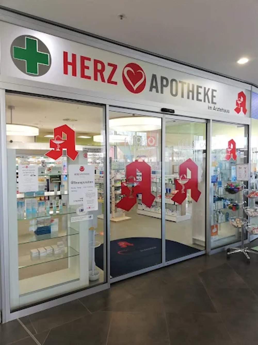 Herz-Apotheke im Ärztehaus