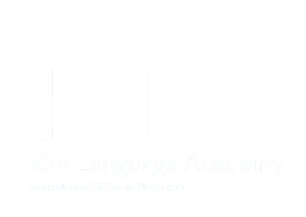 IOR Language Academy Logo mit weißem Text auf dunkelgrünem Hintergrund: "IOR Language Academy", darunter "International Office of Resources".