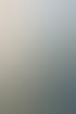 Treppenstufen mit motivierenden Begriffen wie "Reflektiert", "Empathisch", "Spannend" und "Fortschrittlich", die für die Unternehmenskultur bei RSI-Protect stehen. Werde Teil eines modernen und dynamischen Teams.