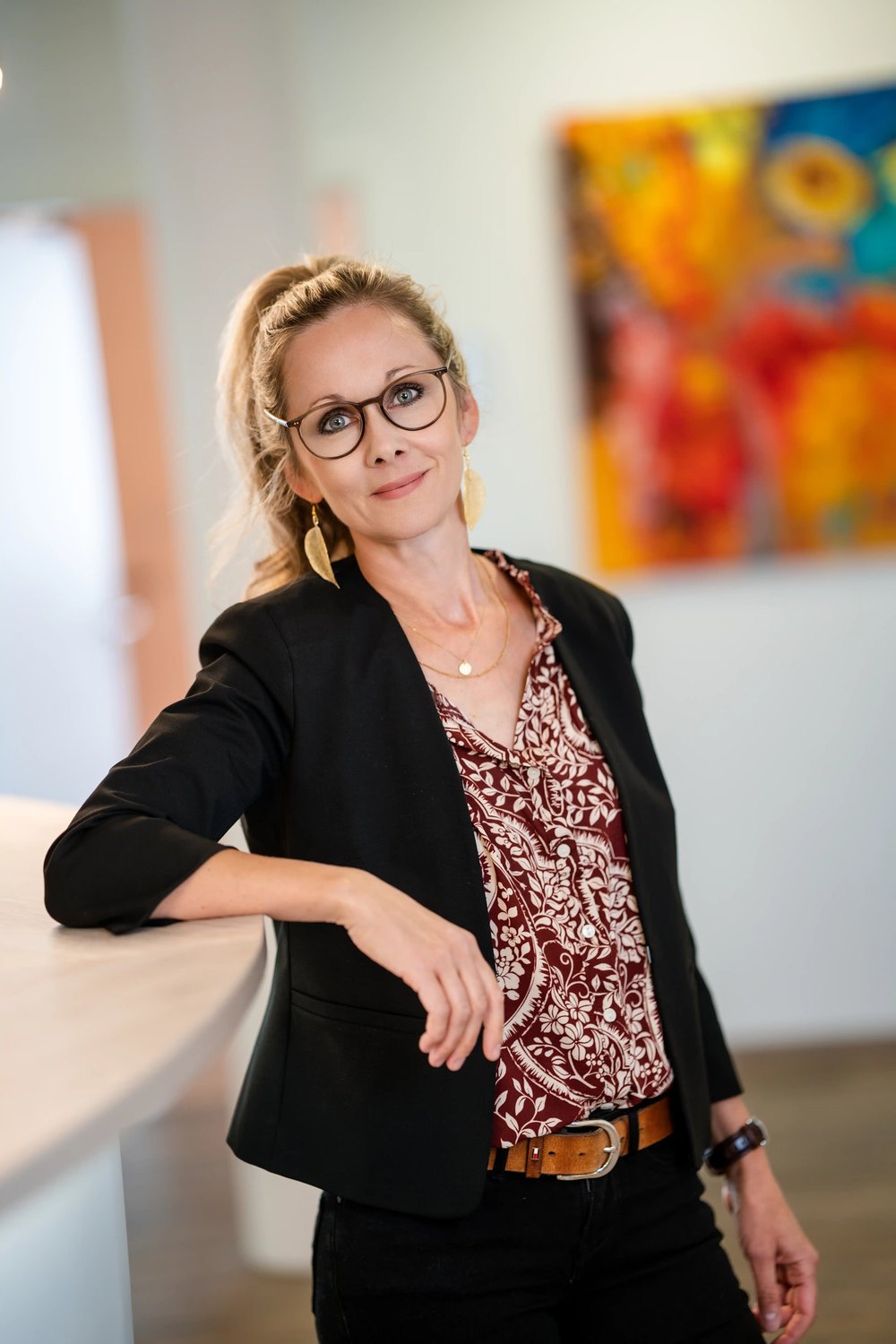 Porträt von Sabine Schwab, Inhaberin & Logopädin im Therapie Haus Schwab.