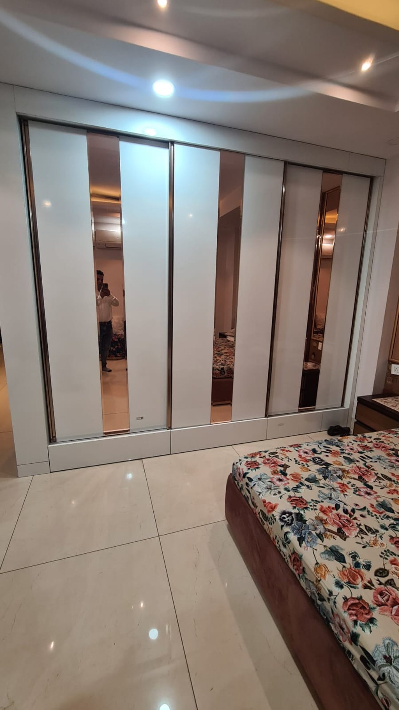 Sliding Mirror Wardrobe