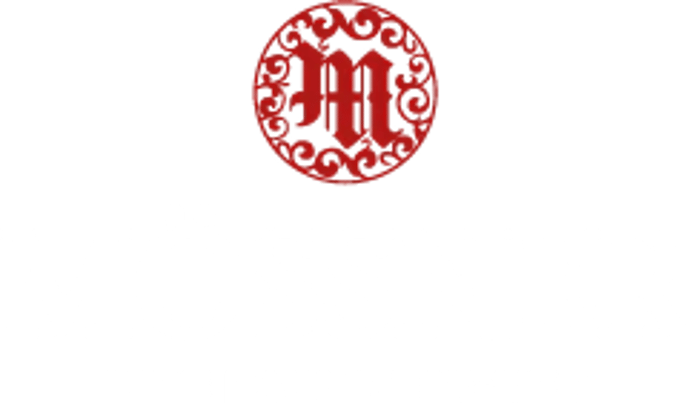 MÖSSNER IHRE RAUMDESIGNER Logo mit rotem, ornamentalem 'm' über Text