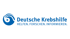 Blaues Logo der Deutschen Krebshilfe mit dem Slogan Helfen. Forschen. Informieren. auf schwarzem Hintergrund.
