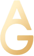 Goldfarbener Buchstabe A verschmilzt mit Buchstabe G auf dunkelgrünem Hintergrund.