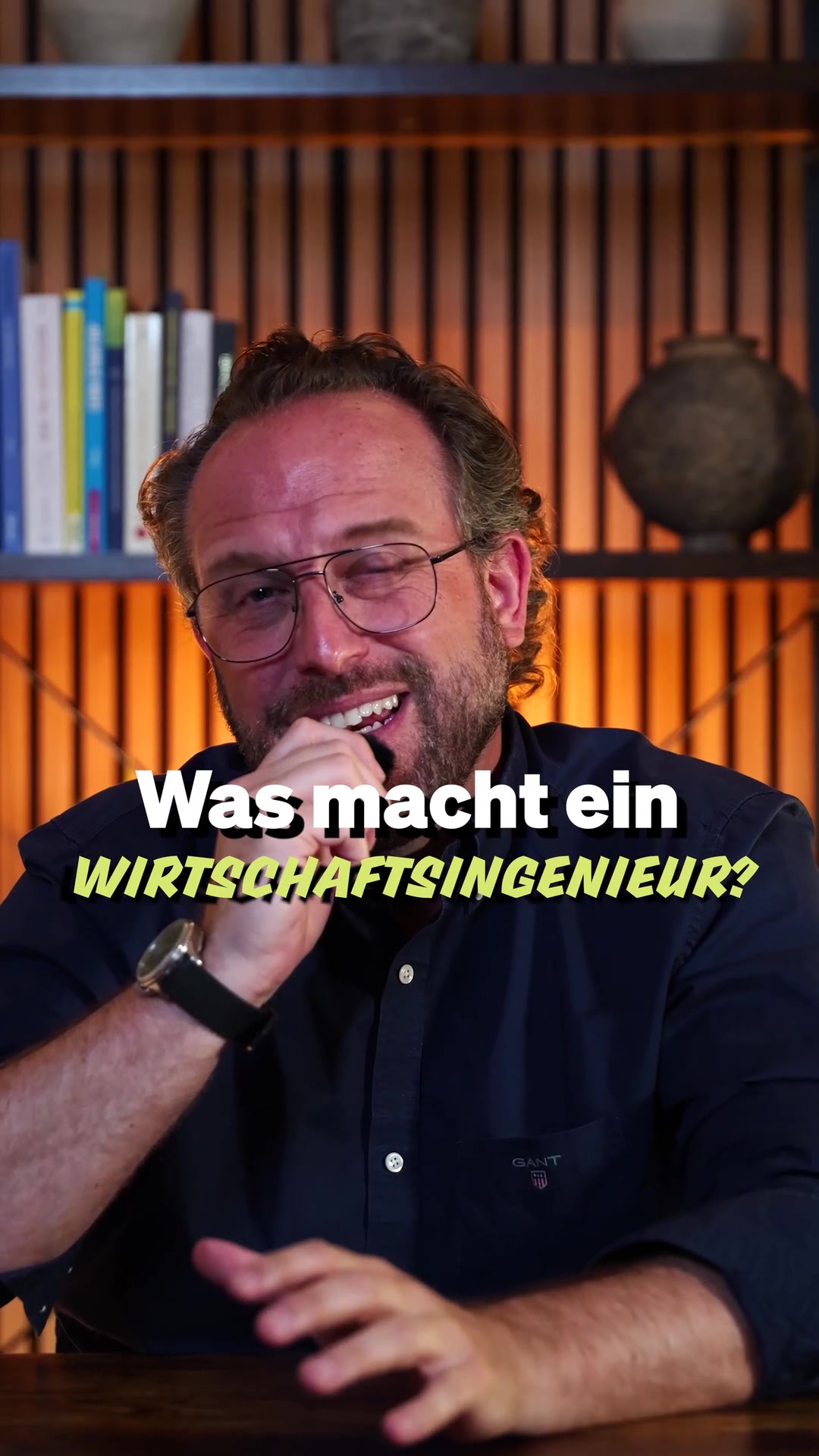 Standbild aus dem Video über den Studiengang Wirtschaftsingenieurwesen