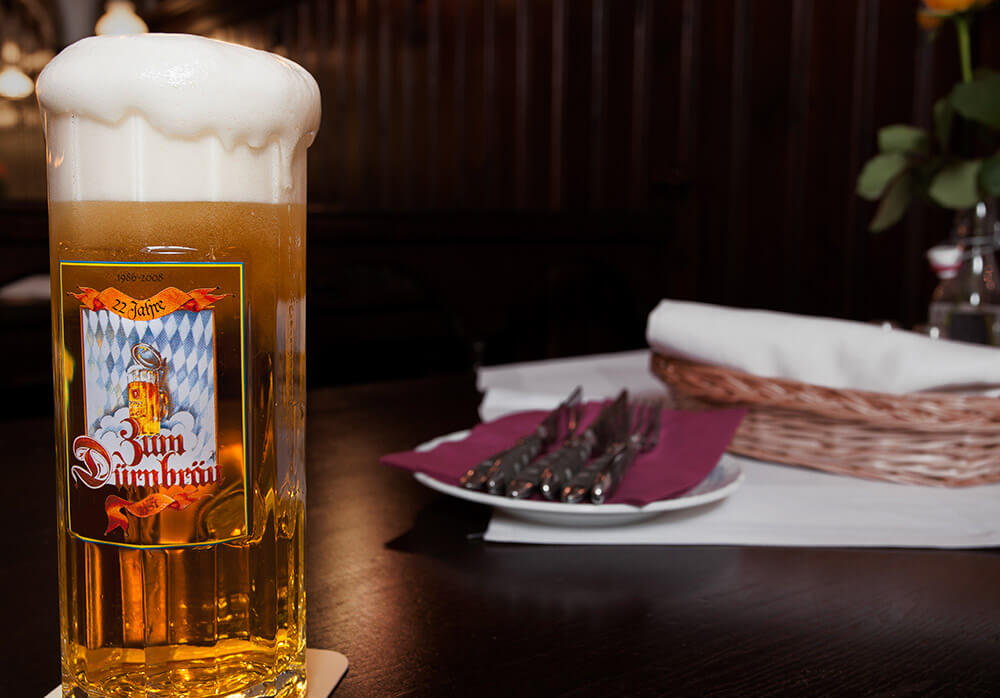 Frisch gezapftes Bier