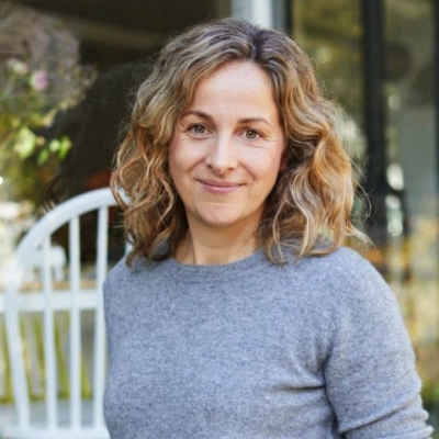 Brita Sönnichsen Fotografin grauer Pullover