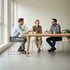 Mitarbeiterinnen und Mitarbeiter der BBNI GmbH im Gespräch