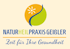 Logo mit orange-grünem Kreis und weißer Blüte, darunter "NATURHEILPRAXIS GEIßLER" und "Zeit für Ihre Gesundheit".