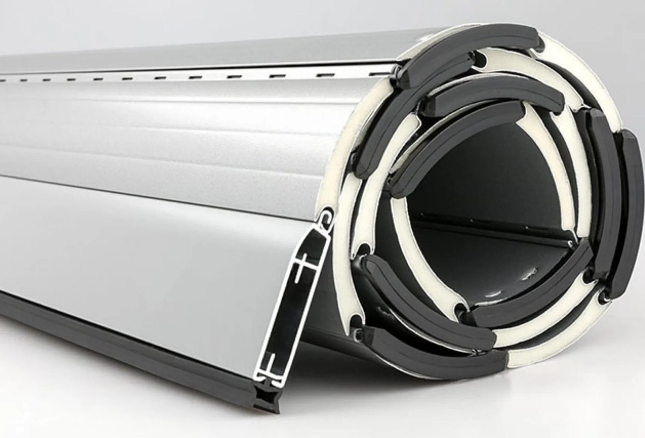 Ausgeschäumtes Aluminium-Rollladenprofil