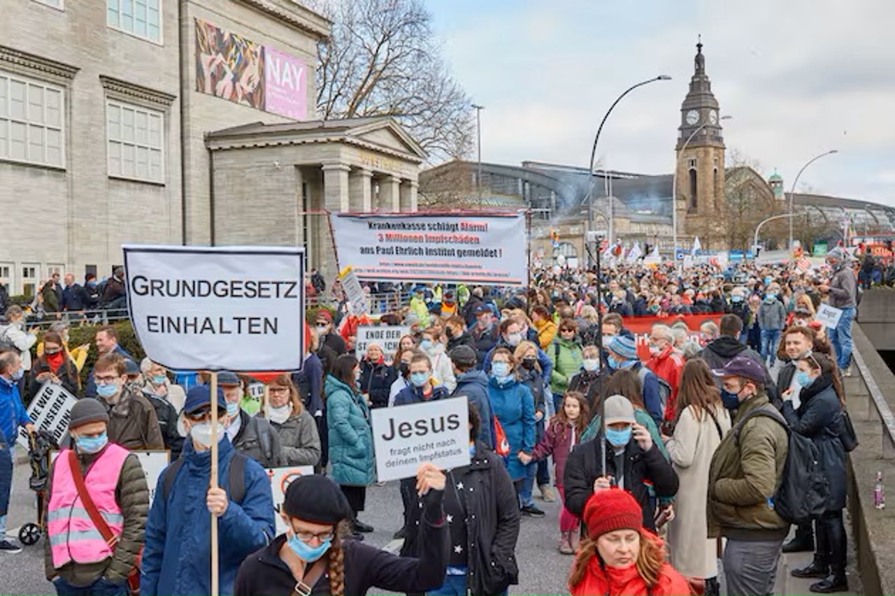 Erst Pandemie-Leugner, jetzt Putin-Versteher: Es ging bei den Protesten nie um Corona.