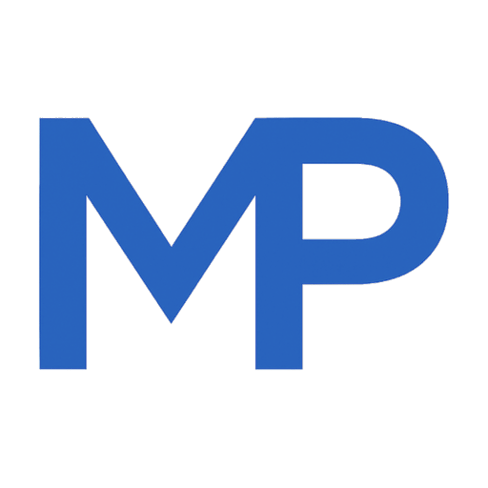 Blauer Schriftzug "MP" auf weißem Hintergrund.