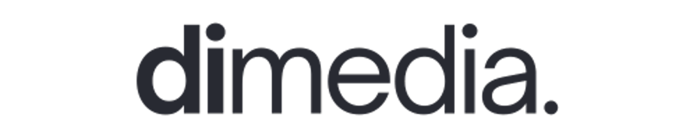 Das "dimedia." Logo in Dunkelgrau auf einem dunkelgrünen Hintergrund.