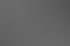 Person arbeitet an einem Computer mit einem großen Monitor, der eine geöffnete Website zeigt.