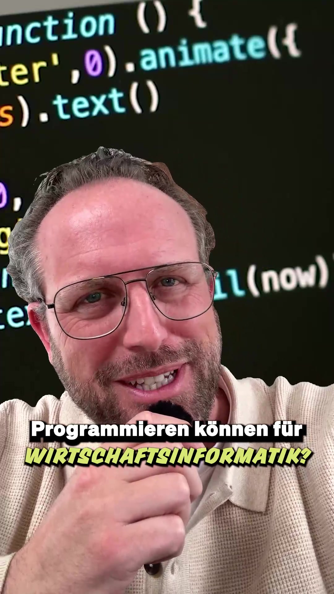 Standbild aus dem Video über das Wirtschaftsinformatik-Studium