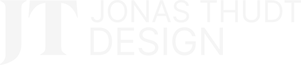 Weißes Logo auf schwarzem Grund mit den Initialen JT und dem Schriftzug Jonas Thudt Design.